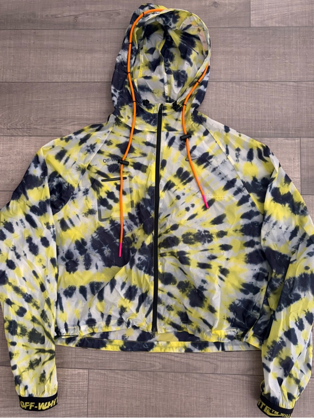🩷Nike x Off-White Women’s NRG AOP Jacket Volt💛